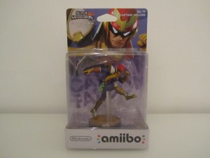 Amiibo SSB Captain Falcon Front