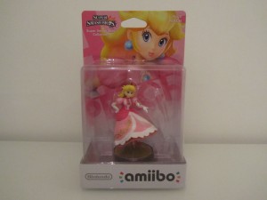 Amiibo SSB Peach Front