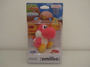 Amiibo Yoshi Rose Front