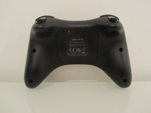 Wii U Pro Controller Inside 2